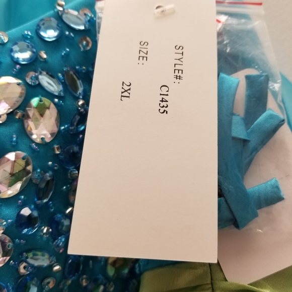 NWT Homecoming Dress size 2XL Turquoise/ Lime - Picture 5 of 6